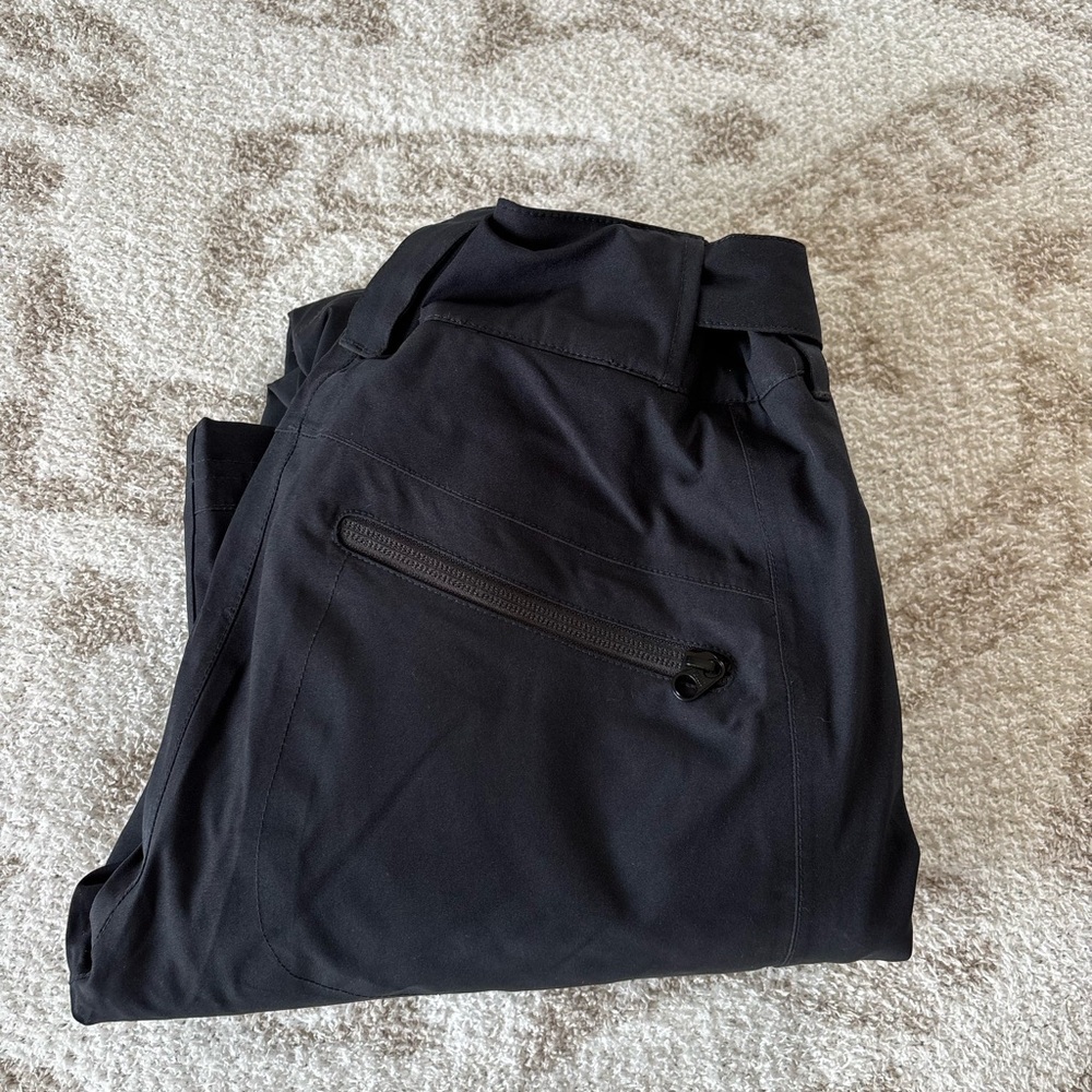 Women’s black snow pants
